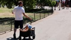UK Experiences Continued Heatwave with Temperatures Reaching 35C