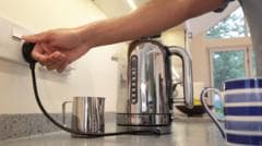 Household electricity bills to see VAT reduction starting in October