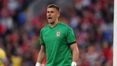 Manchester United Signs Goalkeeper Karl Darlow Following Leeds Departure