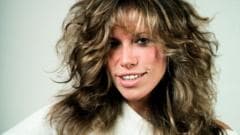 Carly Simon discloses her Parkinson's diagnosis and skin cancer treatment