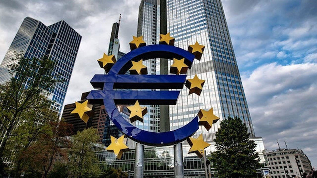 Euro Bölgesi'nde sanayi üretimi mayıs ayında düştü