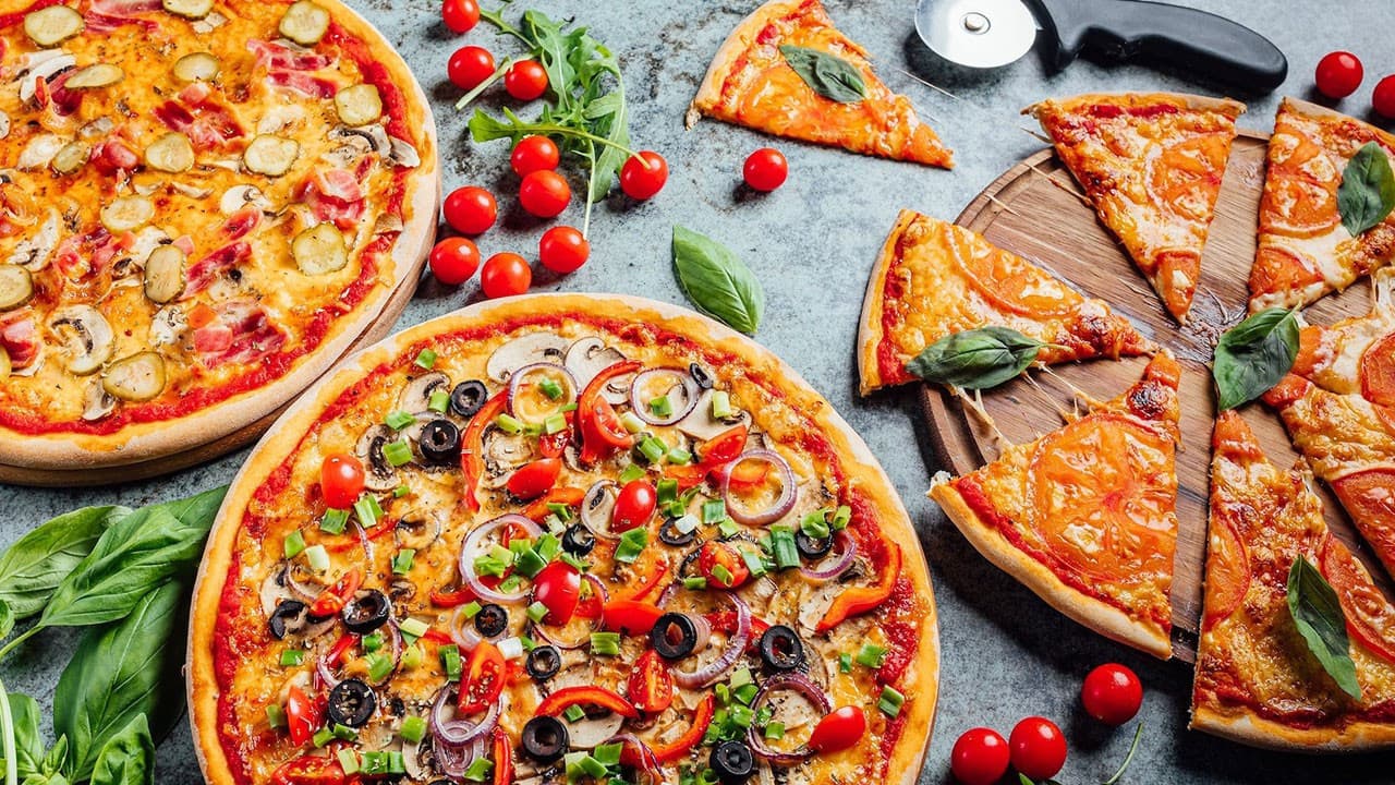 Pizza şubesi müdürü vergi ödemek istediği için işten çıkarıldı