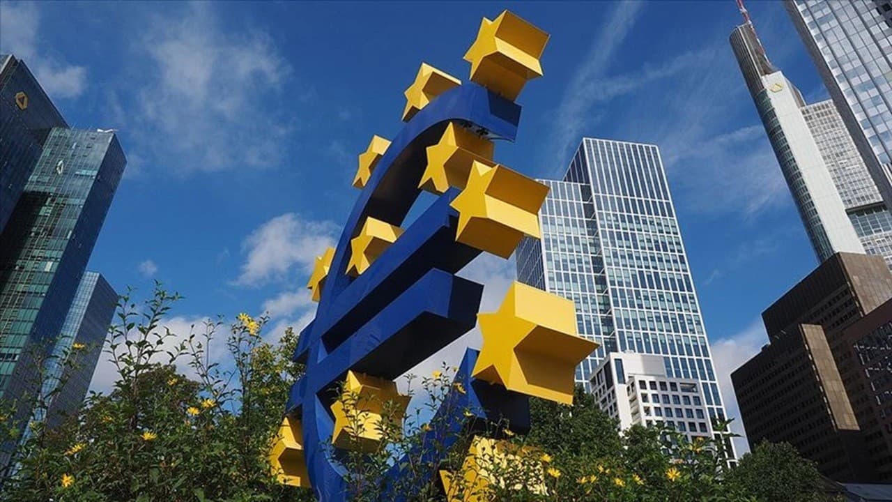 ECB enflasyon tahminlerini yukarı revize edecek