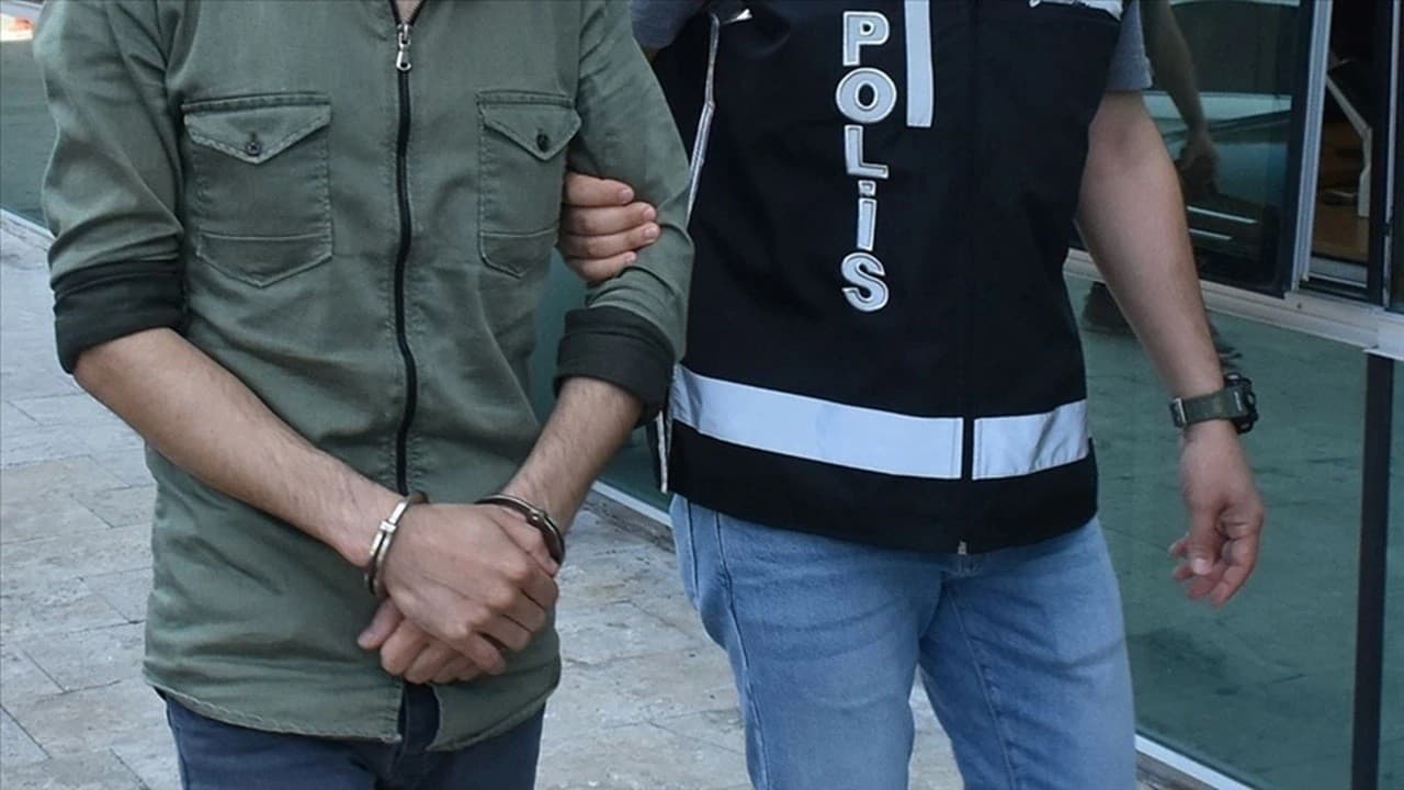 Azerbaycan'da yeni nesil suç örgütleriyle bağlantılı bir kişi yakalandı