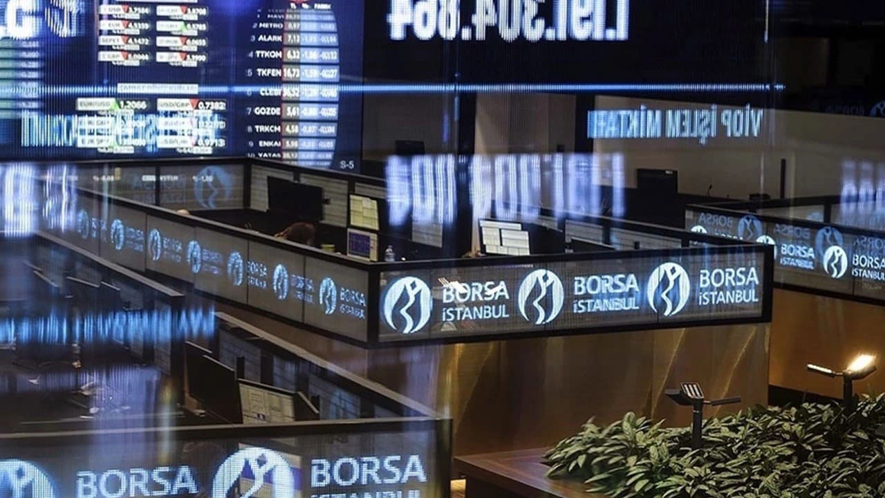 Borsa günü rekor seviyeden tamamladı