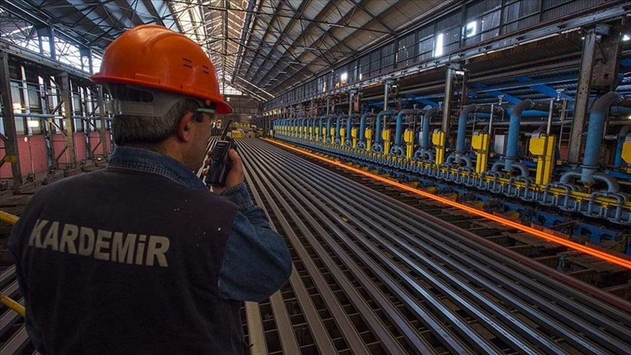 KARDEMİR, Cezayir'e 27 milyon dolarlık demir yolu tekeri ihraç etti