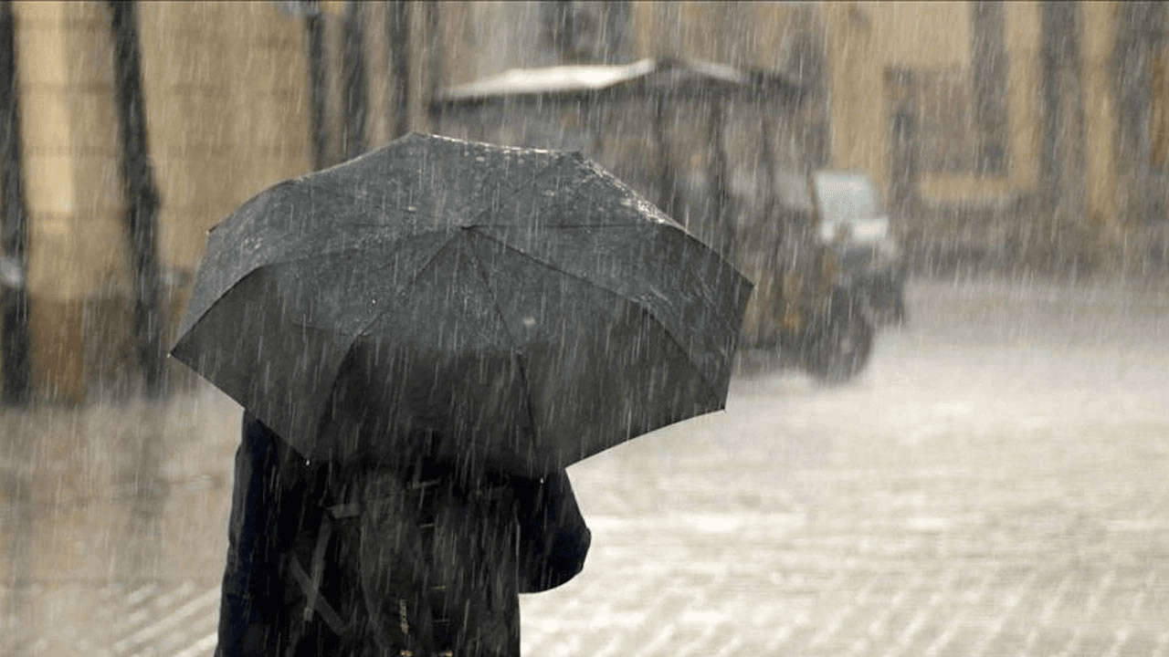 Meteoroloji'den peş peşe uyarılar: Kuvvetli yağış, fırtına ve çığ riski