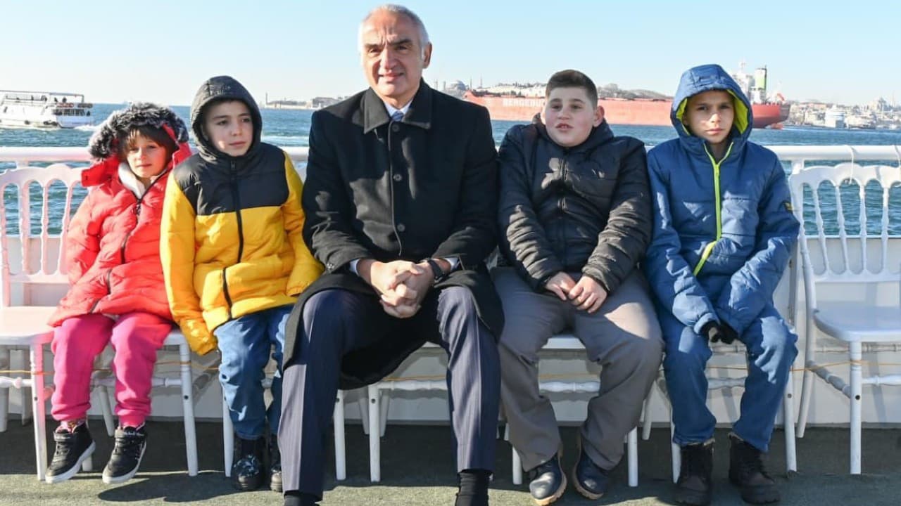 Sivaslı çocukların hayali İstanbul’da gerçek oldu