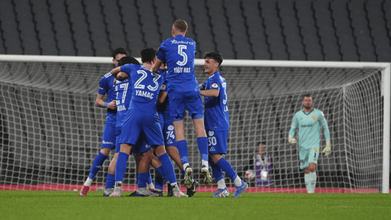 Beyoğlu Yeni Çarşı nerenin takımı, kaçıncı (hangi) ligde? Beyoğlu Yeni Çarşı ne zaman kuruldu?