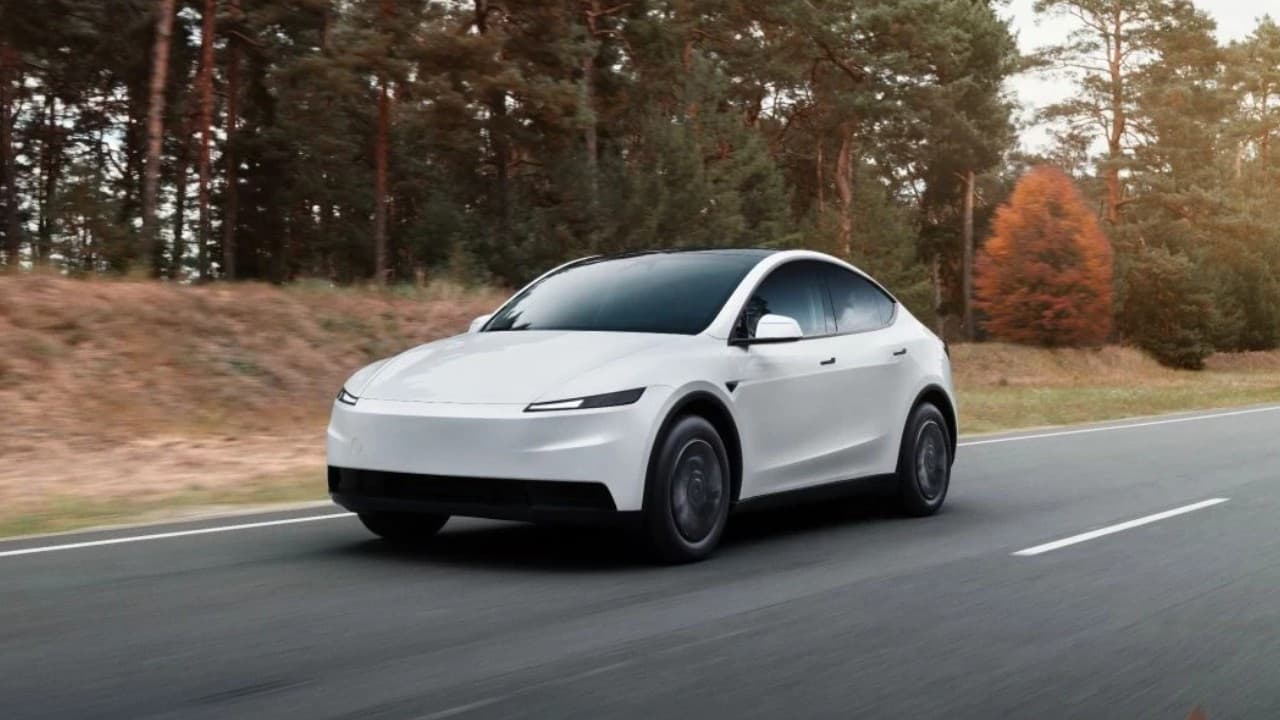 Tesla o özelliğini aboneliğe bağlayacak: Aylık ücret ödemeyen kullanamayacak