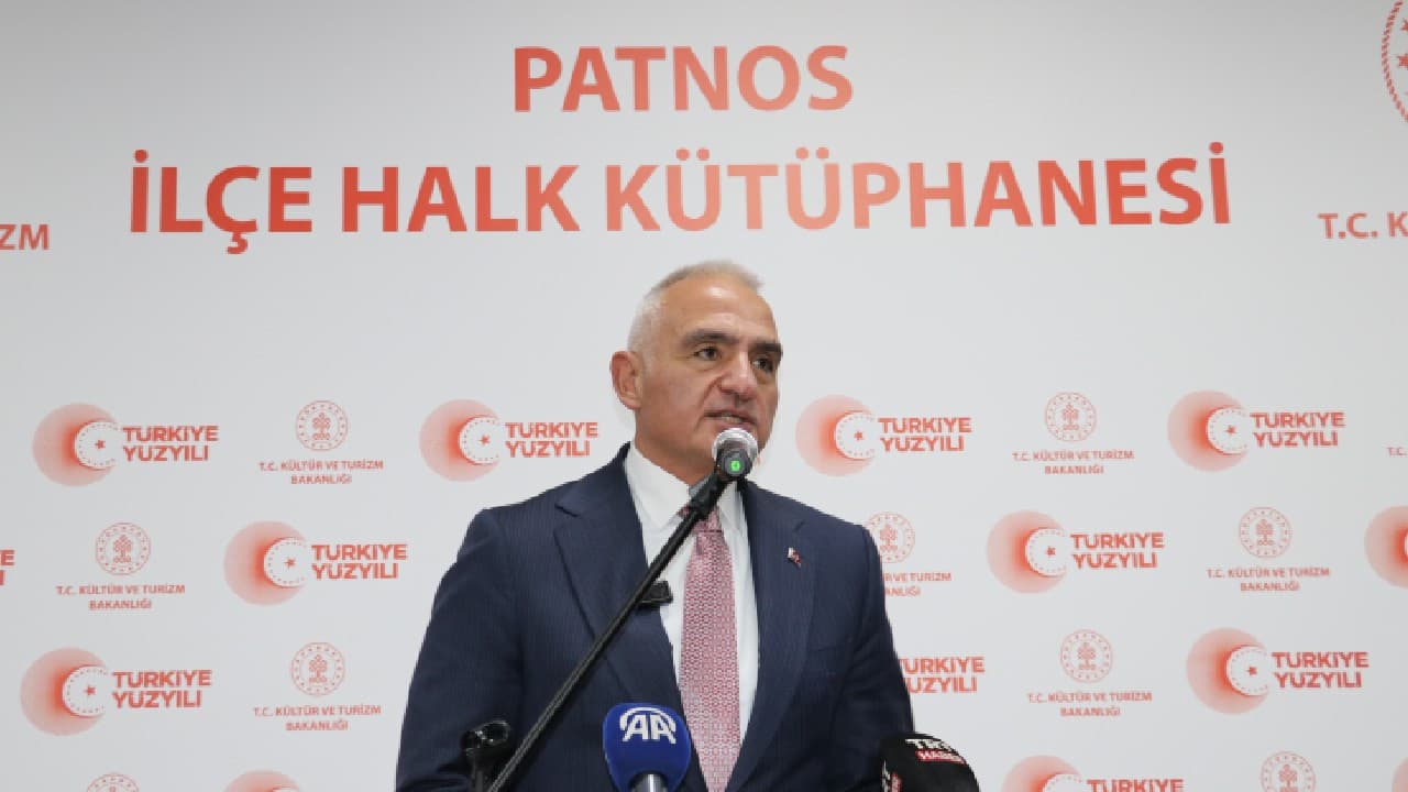 Kültür ve Turizm Bakanı Mehmet Nuri Ersoy: Amacımız her vatandaşın kitaba en kolay şekilde ulaşması