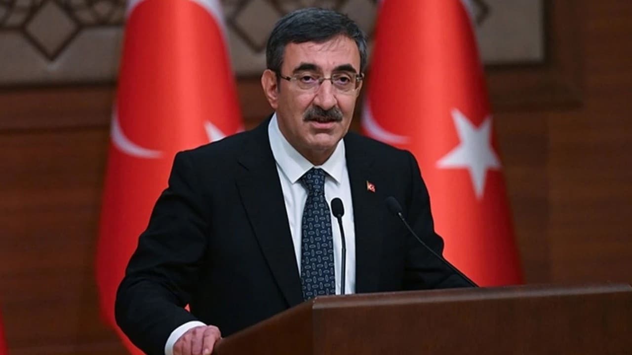 Cumhurbaşkanı Yardımcısı Yılmaz: Yeni anayasa için geniş mutabakat şart