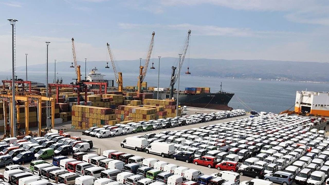 İhracat şampiyonları ödüllendirildi, otomotiv hedefleri belirlendi
