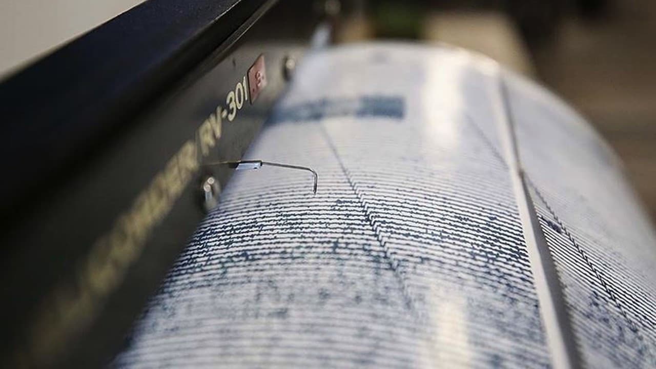 Manisa'da 3,9 büyüklüğünde deprem