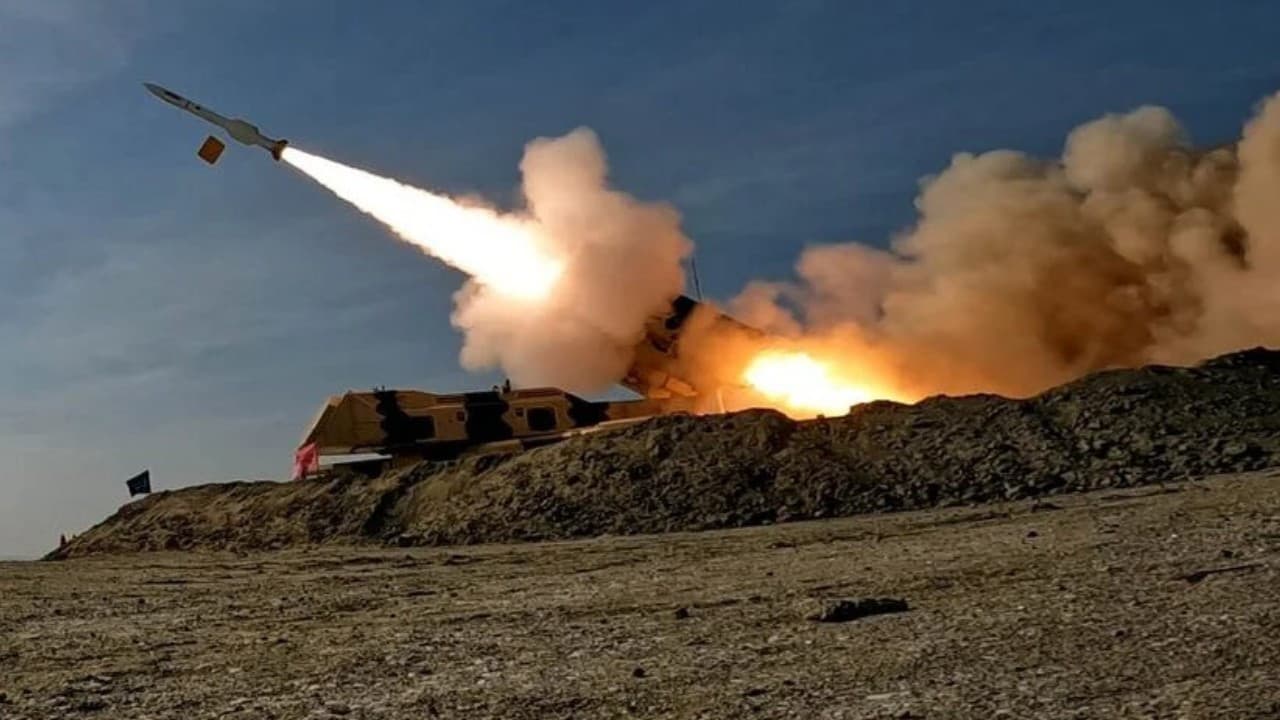 İran'dan 7 Arap ülkesindeki ABD üslerine 917 füze saldırısı