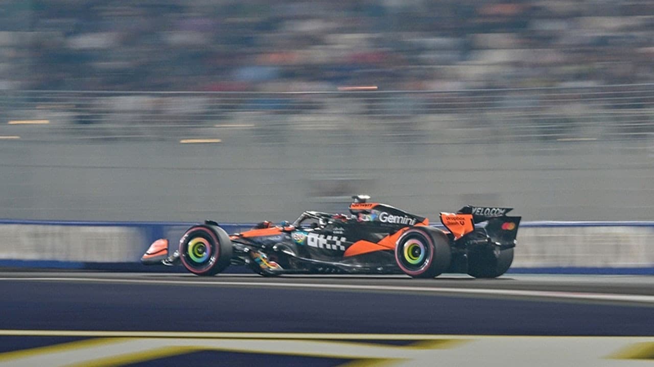 Formula 1'de sezonun ikinci etabı Çin Grand Prix'sini Kimi Antonelli kazandı