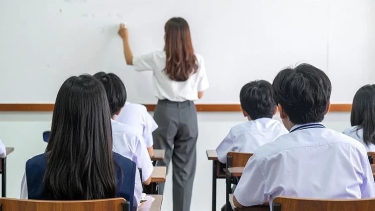 Öğretmen adaylarına yeni dönem: Akademi eğitimi ve atama sistemi değişti