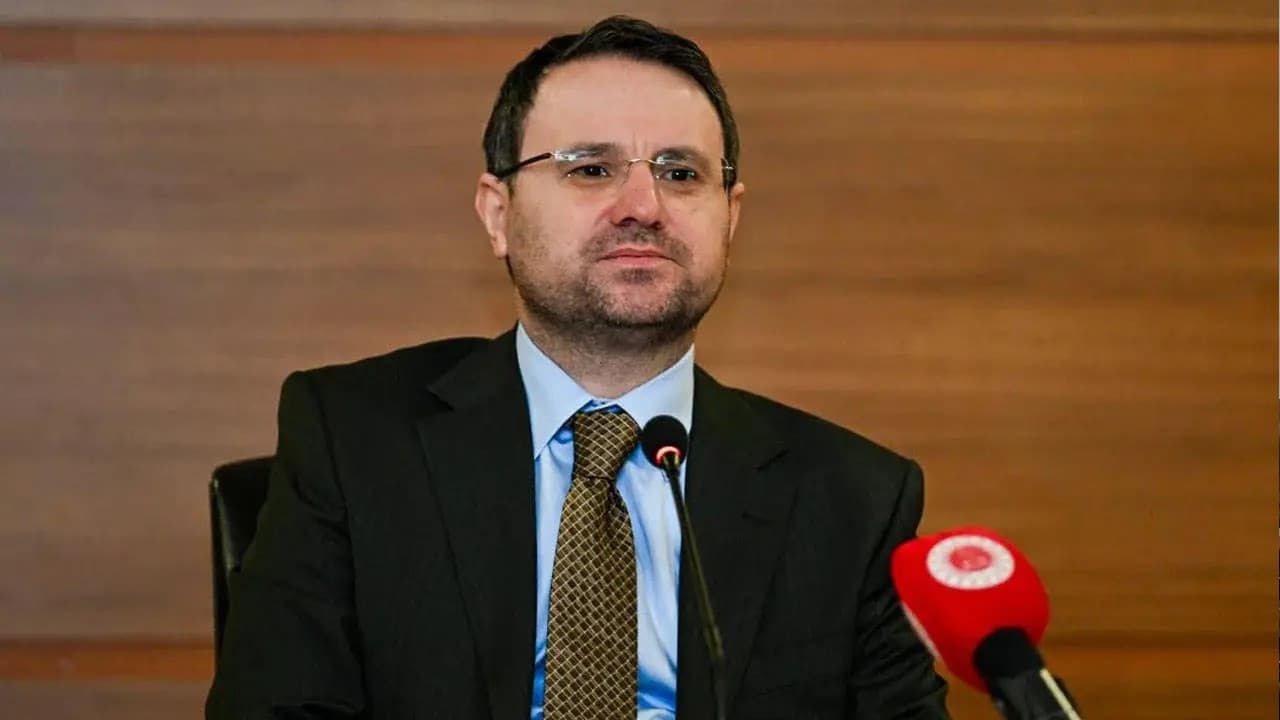 Bakan Gürlek'ten CHP lideri Özel’e yalanlama: 4 taşınmazım var