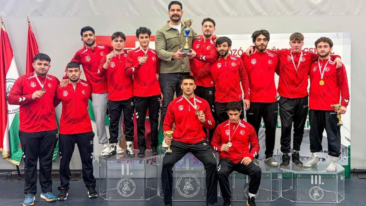 U20 Grekoromen Güreş Milli Takımı şampiyon oldu