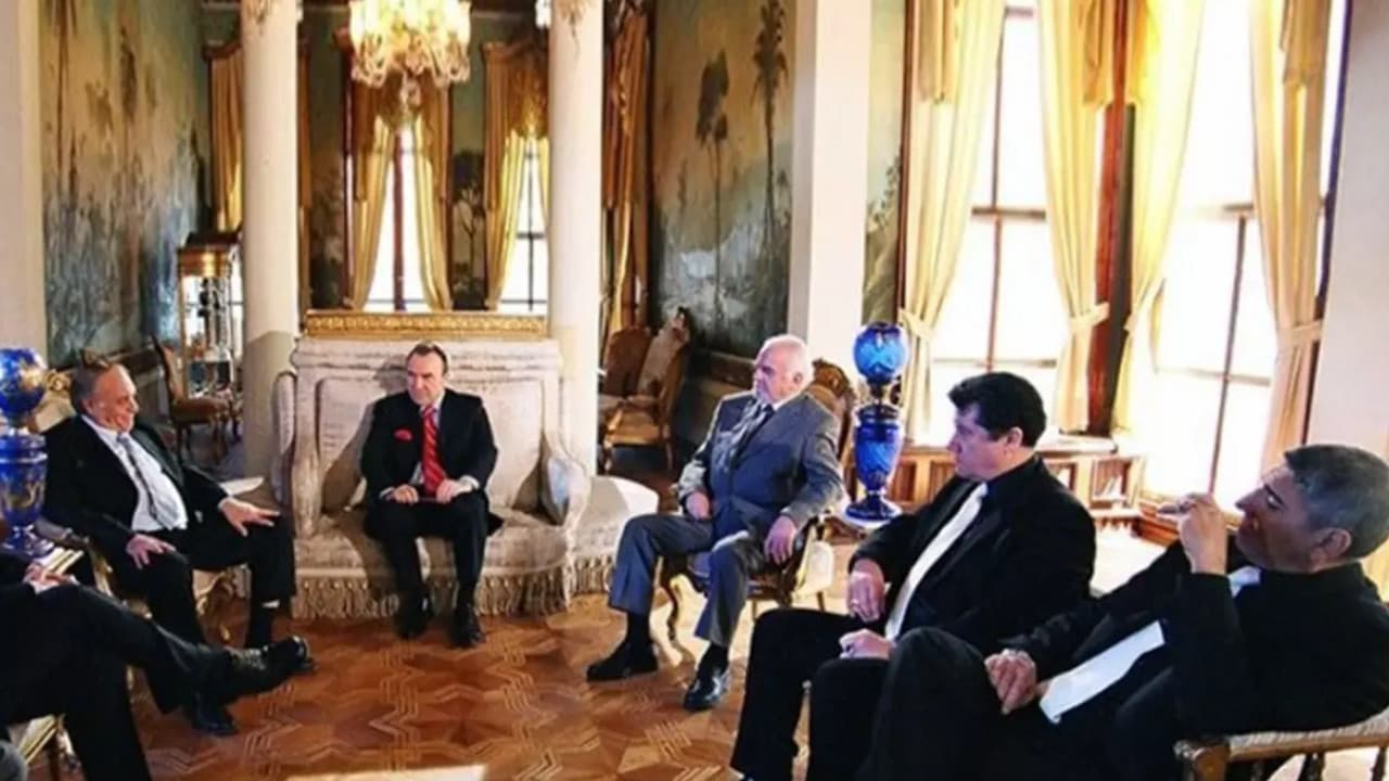 'Baron'un yalısı satışa çıktı