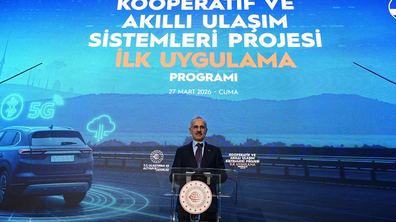 İstanbul’da 5G destekli akıllı yol hizmete alındı: Sürücülere anlık bildirim gidecek