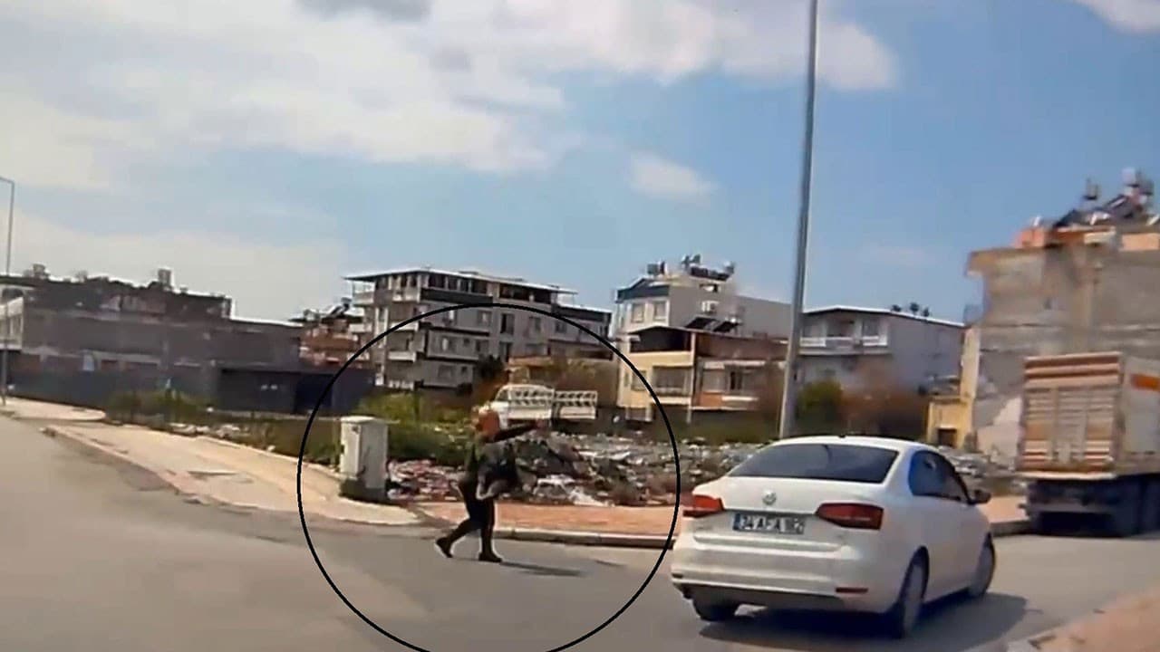 İskenderun’da sokak ortasında kolye gaspı: Şüpheli ilk suçunda yakalandı