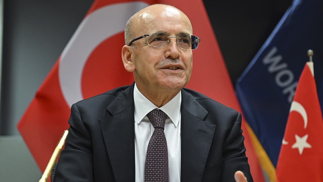 Bakan Şimşek: Mali disiplini sürdürüyoruz, hedeflerimize ulaşma yolundayız