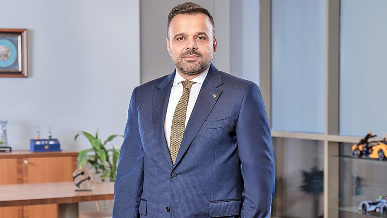 Turkcell'in ikinci çeyrek net kârı 5,2 milyar TL, abone sayısı 40 milyonu aştı