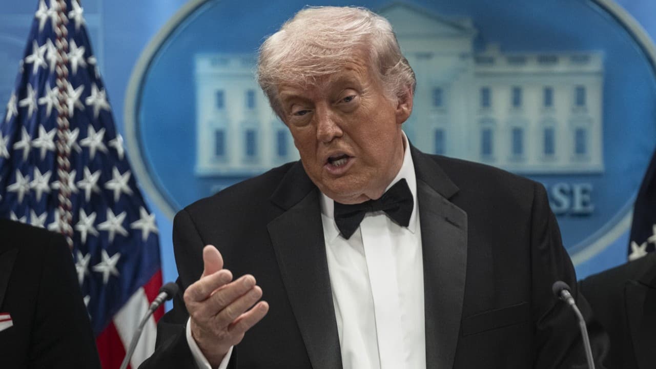 Trump'ın katıldığı yemekte güvenlik tartışması: En yüksek önlem neden alınmadı?