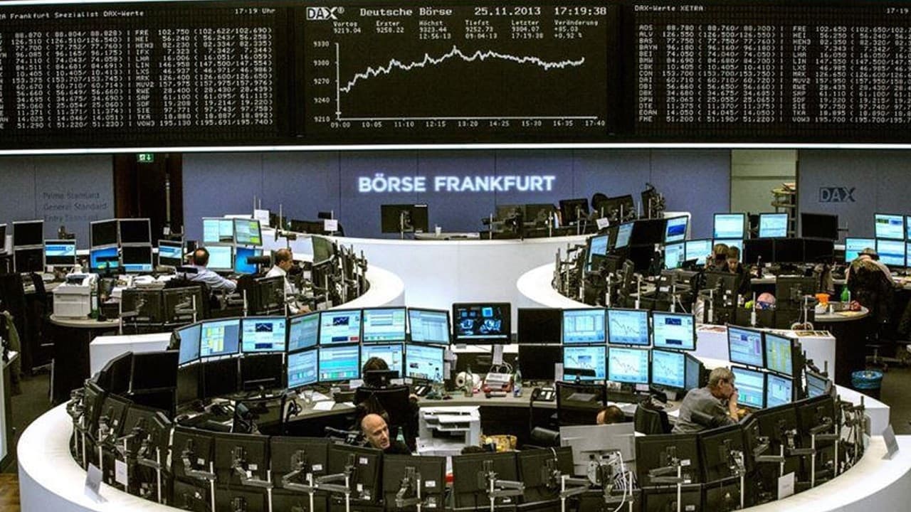 Avrupa borsaları İtalya hariç günü düşüşle tamamladı