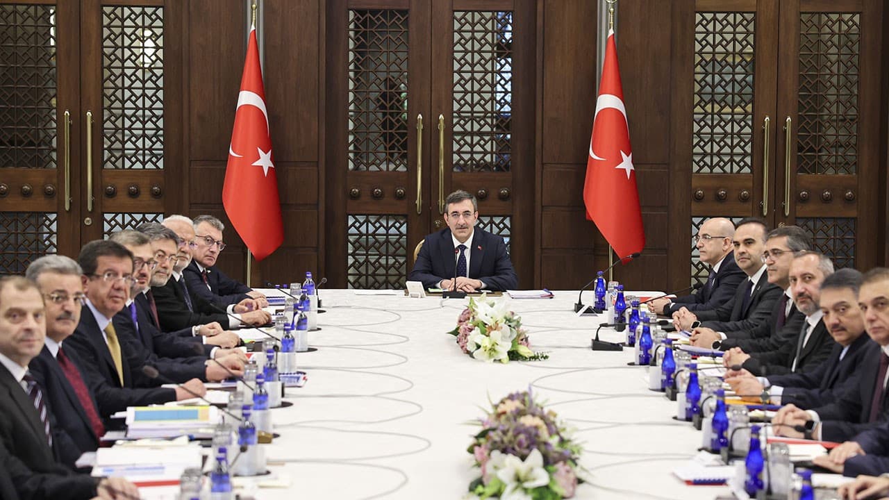 EKK savaş gündemini değerlendirdi: Ekonomik olarak gerekli tedbirleri alıyoruz