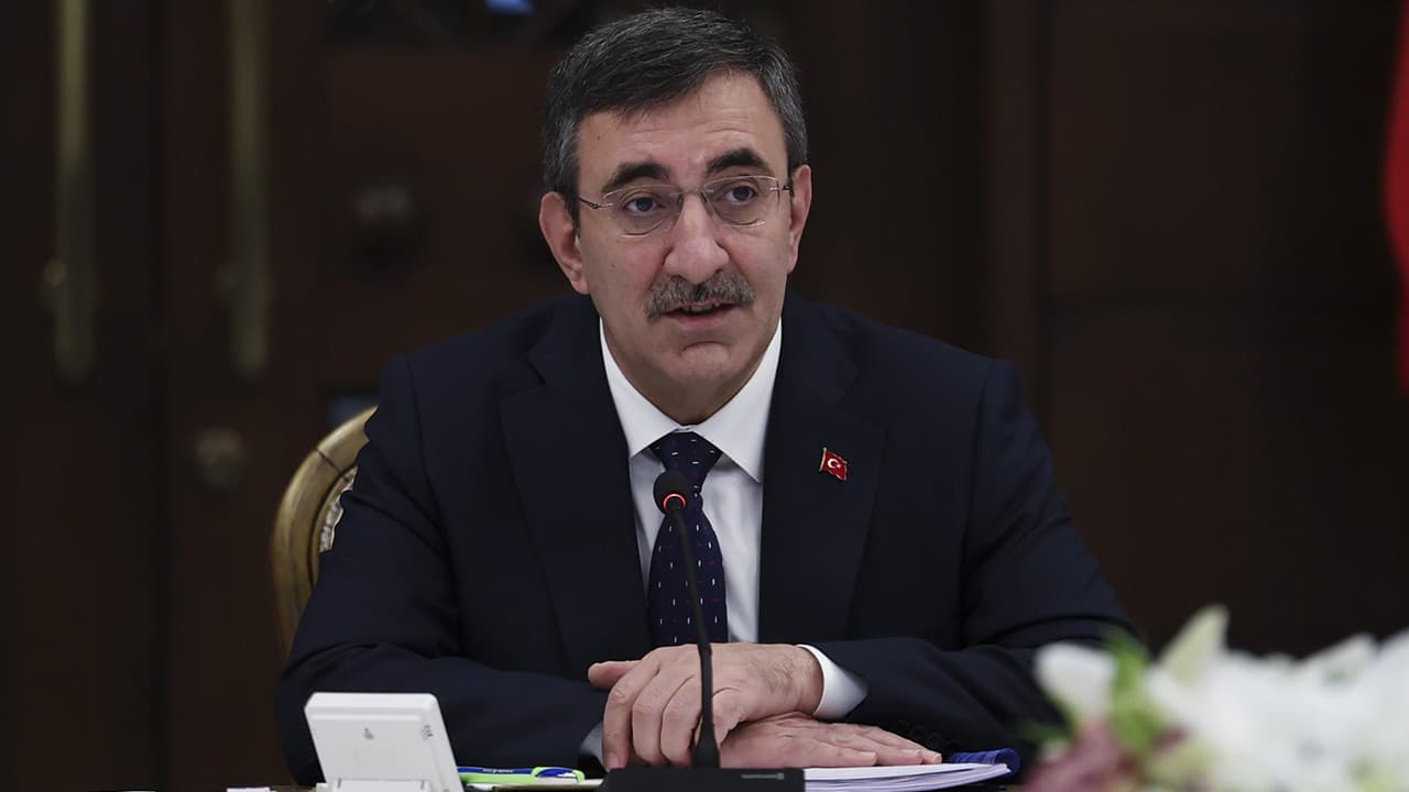 Yılmaz: Türkmenistan ile ticaret hedefi 5 milyar dolar