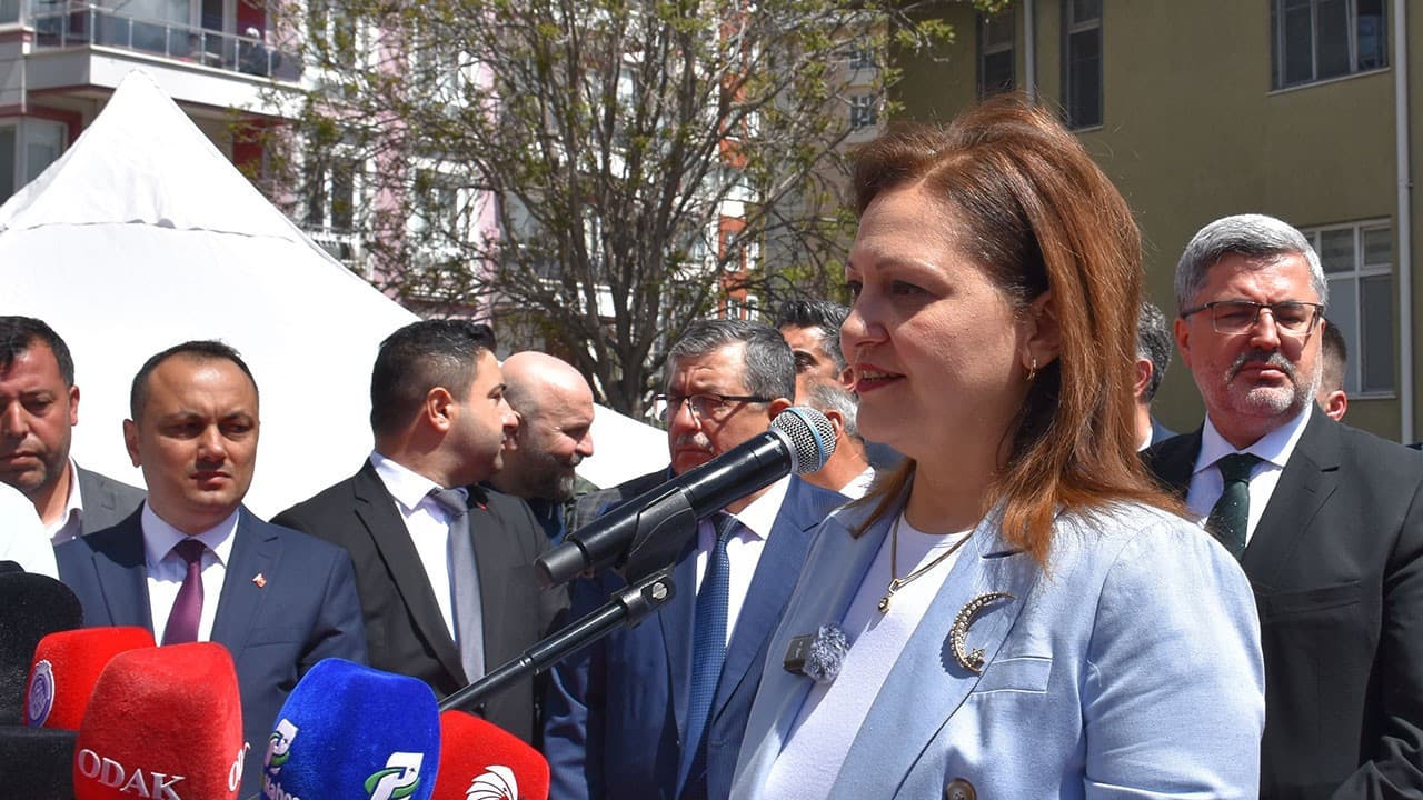 Burcu Köksal: Afyonkarahisar'da yeni bir dönem başlıyor