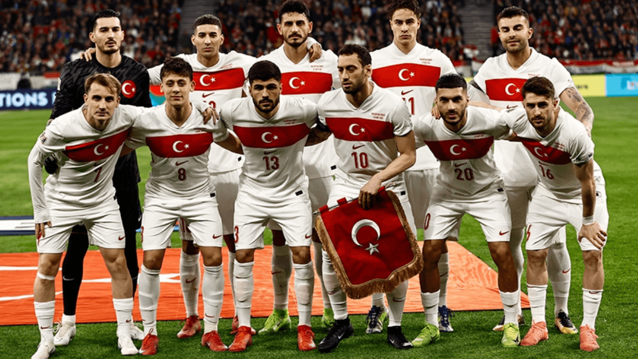 2026 Dünya Kupası ne zaman başlayacak? Türkiye'nin maçı tarihi merak ediliyor.