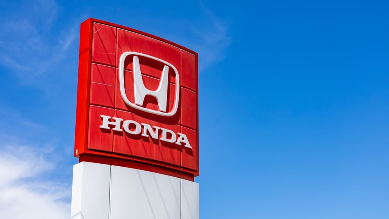 Honda, 70 yıl aradan sonra ilk yıllık zararını açıkladı