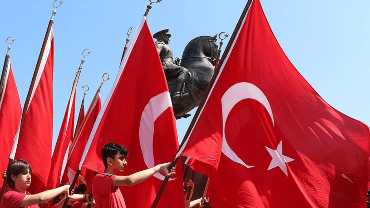 18 Mayıs ve 19 Mayıs tatil durumu nedir?