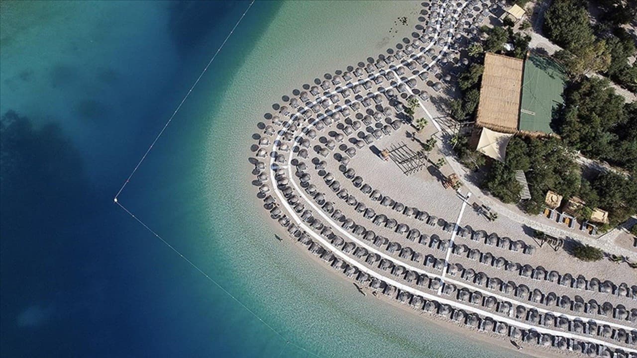 Türkiye'nin mavi bayraklı plaj sayısı 580'e ulaştı