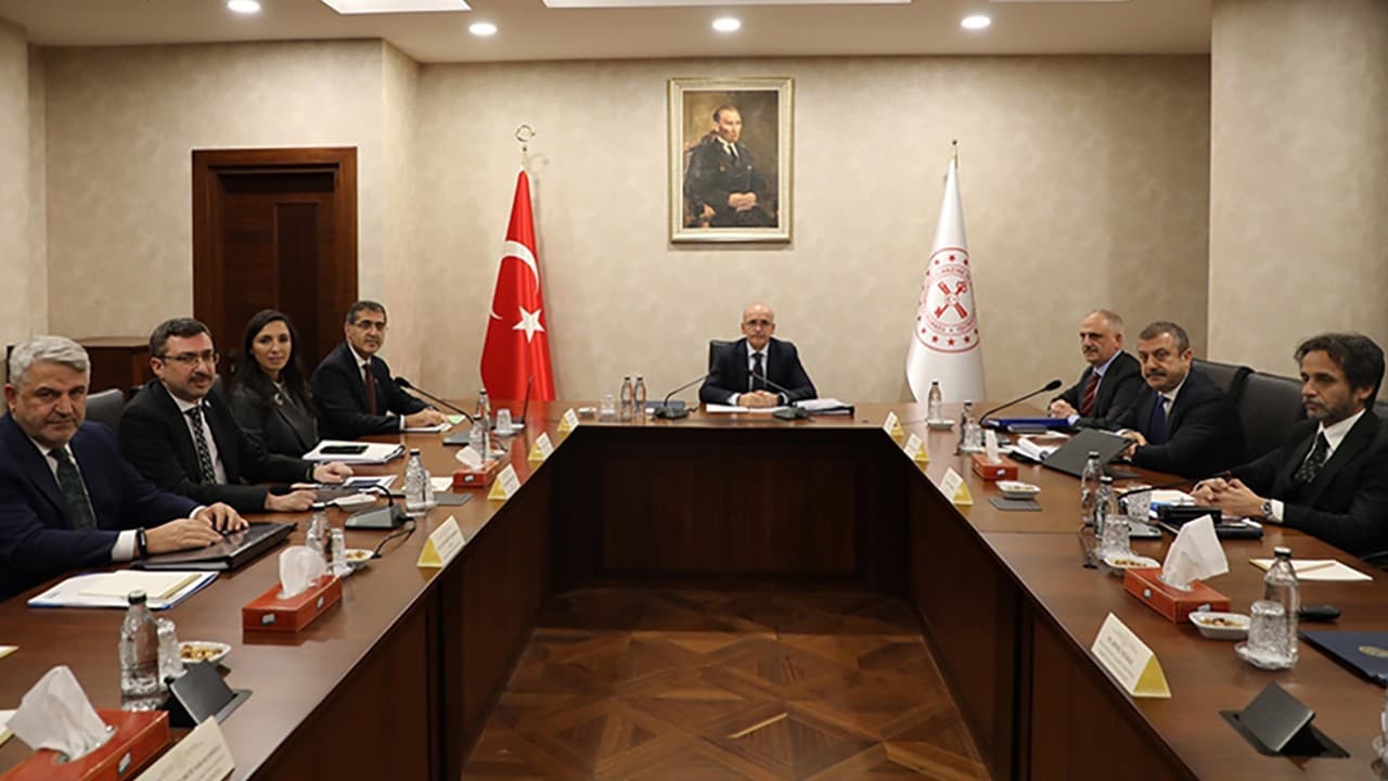 Finansal İstikrar Komitesi, piyasa gelişmelerini değerlendirmek için toplanıyor