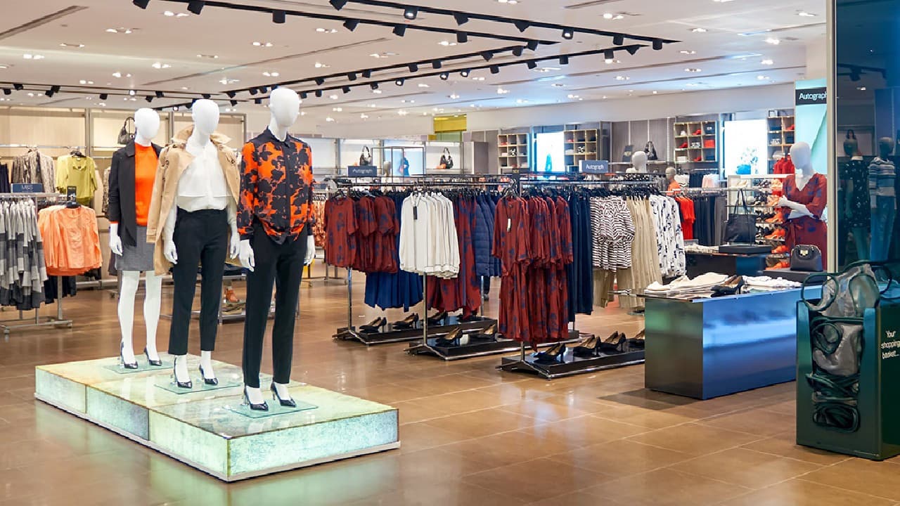 Marks & Spencer'ın kârı yüzde 24 düştü, 131 milyon sterlin zarar açıkladı