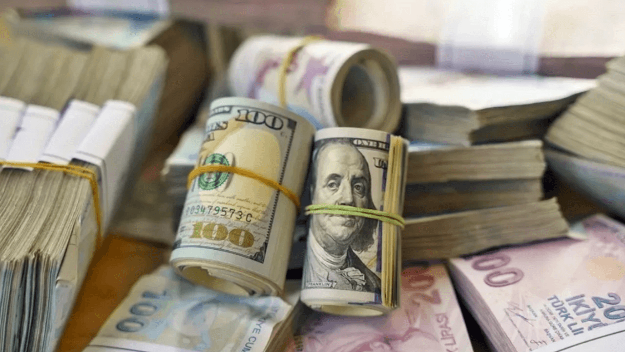 Türkiye'nin net yatırım pozisyonu mart ayında -360,8 milyar dolar olarak belirlendi