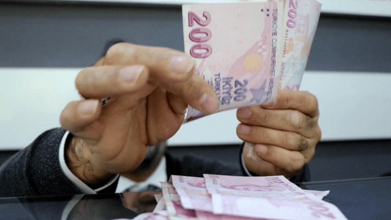 MHP'den emeklilere konut desteği kanun teklifi