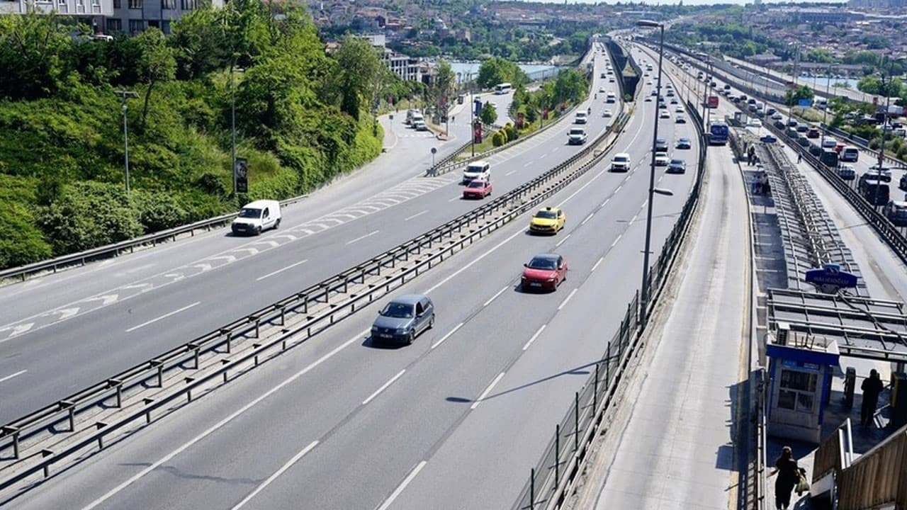 Bayram tatilinde İstanbul'da trafik yoğunluğu yüzde 8'e düştü