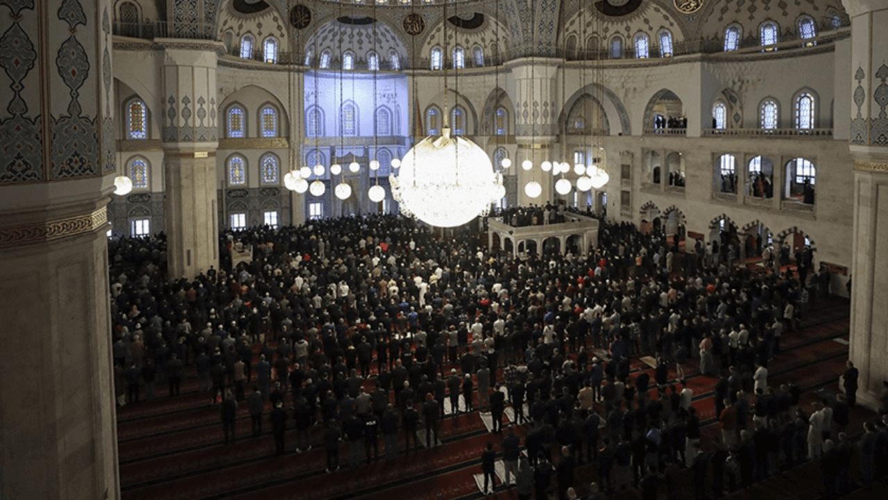 Kocaeli'de Kurban Bayramı namazı saati belirlendi