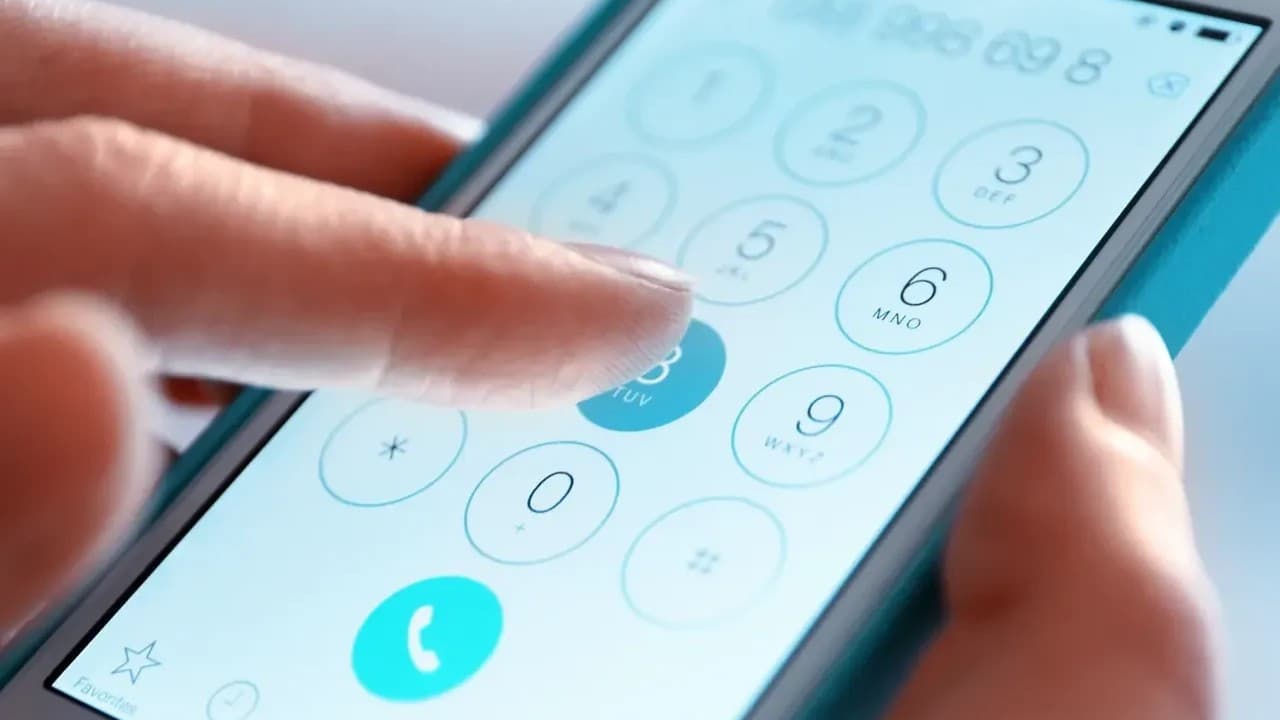 Dubai'de 7 rakamından oluşan telefon numarası rekor fiyata satıldı