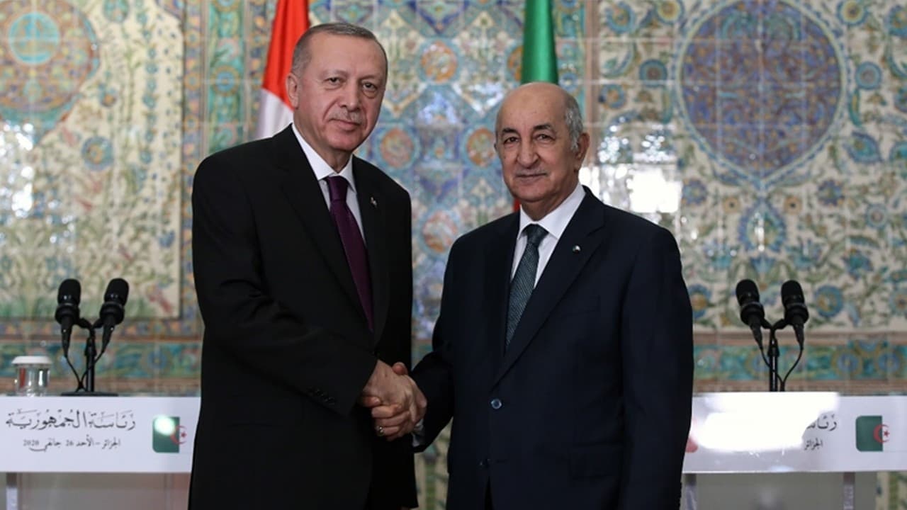 Cumhurbaşkanı Erdoğan, Cezayir Cumhurbaşkanı Tebbun ile telefonla görüştü