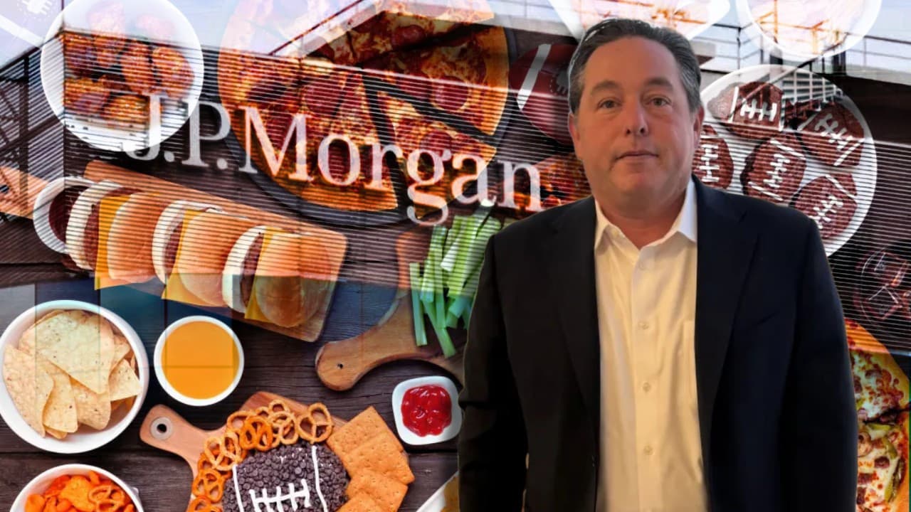 JPMorgan Chase, 642 dolarlık yemek yüzünden çalışanını işten çıkardı