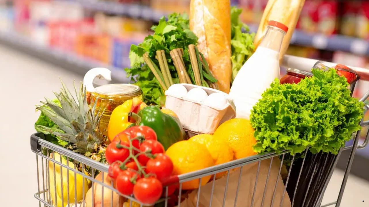 Yüksek fiyatlar market alışveriş alışkanlıklarını değiştirdi