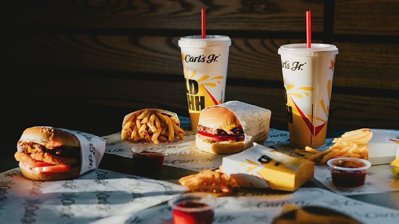 Carl's Jr. Türkiye'de 49 restoranını kapatıyor