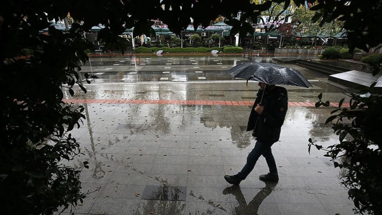 Meteoroloji Karadeniz için sağanak yağış uyarısı yaptı