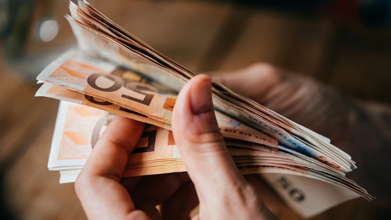 Küresel rezervlerde altın, Euro'yu geçti